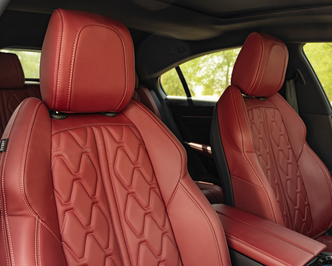 The Ultimate Guide to Car Seat Covers: Styles, Materials, and Fit